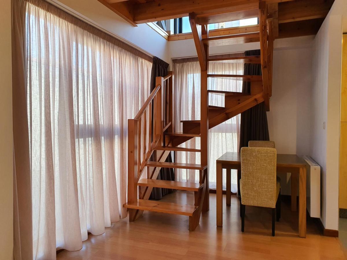 Apartamentos Ciudad Santiago Santiago de Compostela Dış mekan fotoğraf