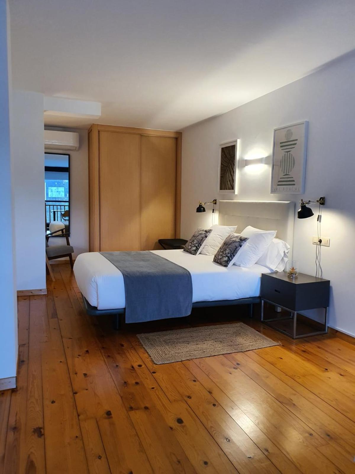 Apartamentos Ciudad Santiago Santiago de Compostela Dış mekan fotoğraf