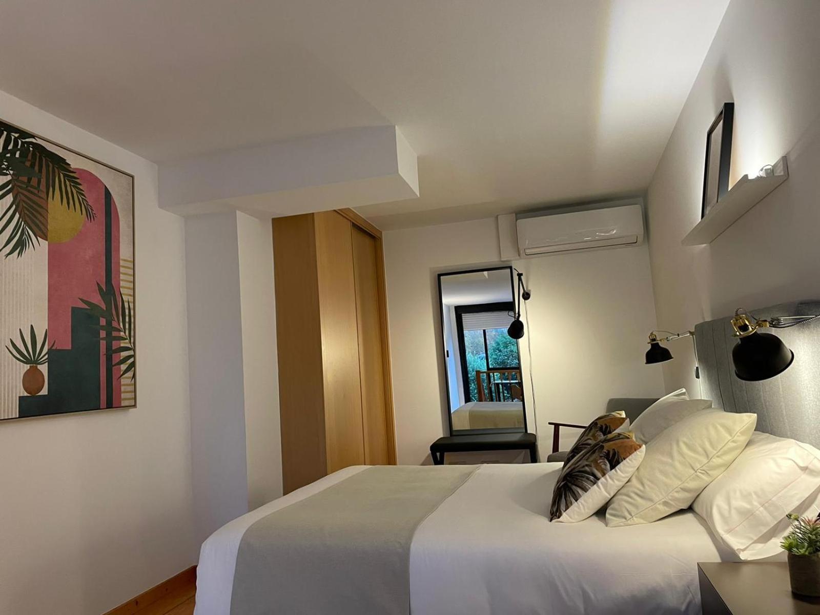 Apartamentos Ciudad Santiago Santiago de Compostela Dış mekan fotoğraf