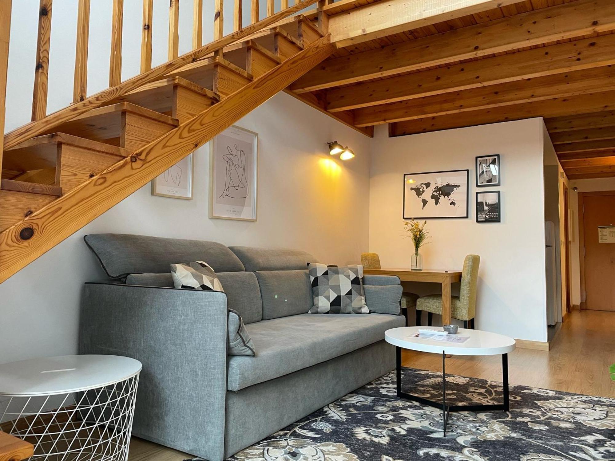 Apartamentos Ciudad Santiago Santiago de Compostela Dış mekan fotoğraf