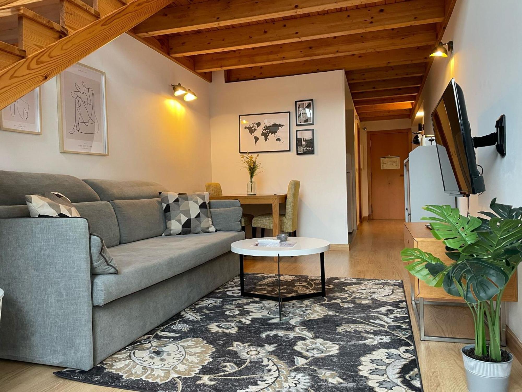 Apartamentos Ciudad Santiago Santiago de Compostela Dış mekan fotoğraf