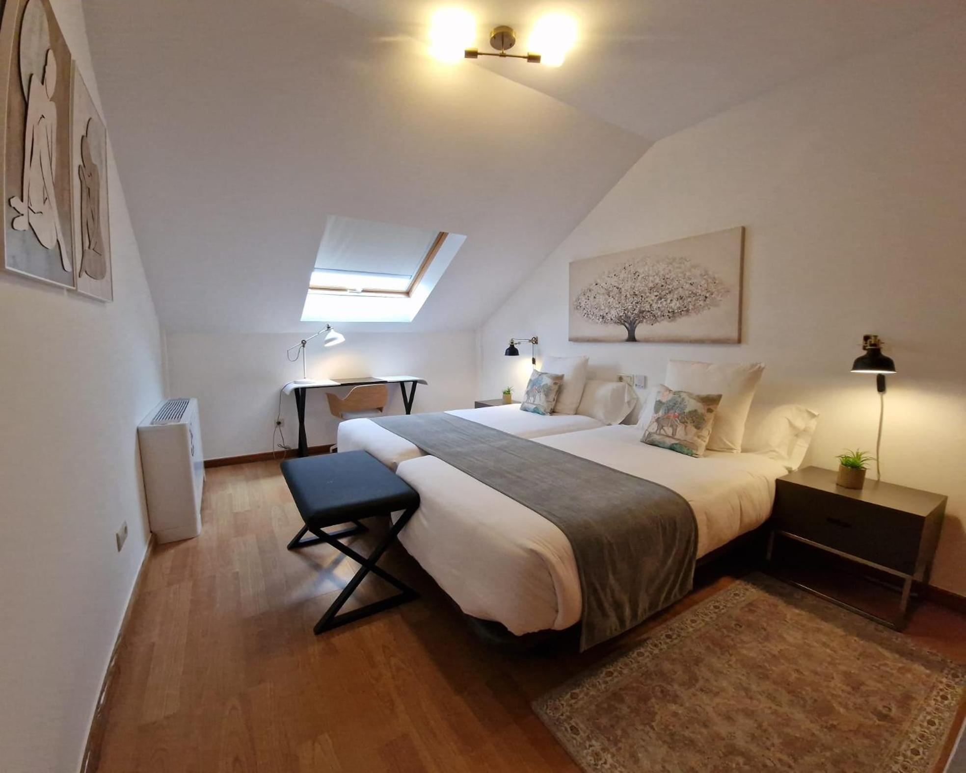 Apartamentos Ciudad Santiago Santiago de Compostela Dış mekan fotoğraf